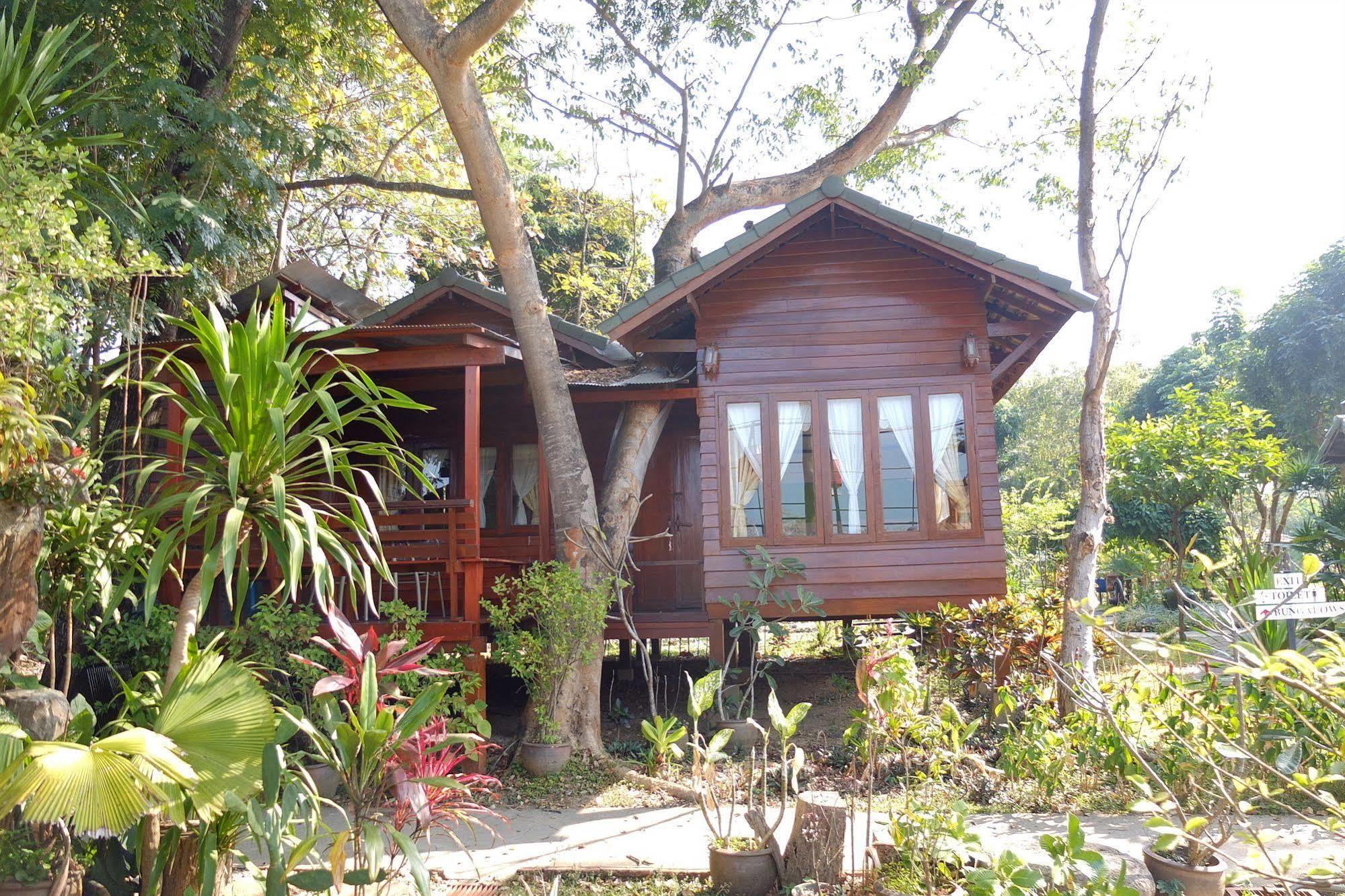Tianna Garden Village Chiang Mai Exterior foto